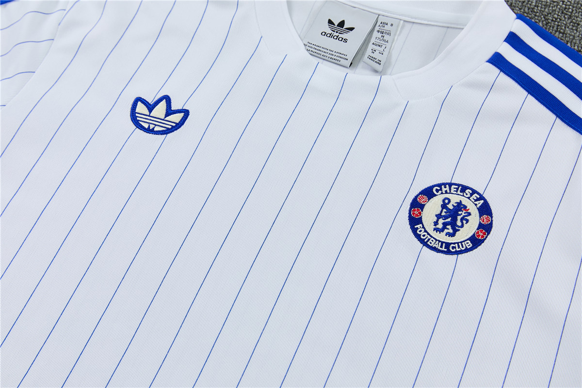 Mens Chelsea Short Training Suit White 2025/26 Mens Chelsea Short Training Suit White 2025/26 rear view showing clean waistband and athletic cut