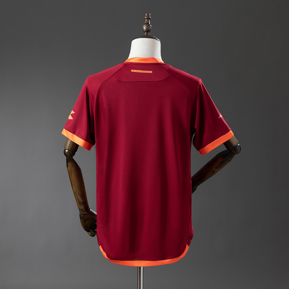 Mens Roma Retro Home Jersey 2006/07 Mens Roma Retro Home Jersey 2006/07 back view detail