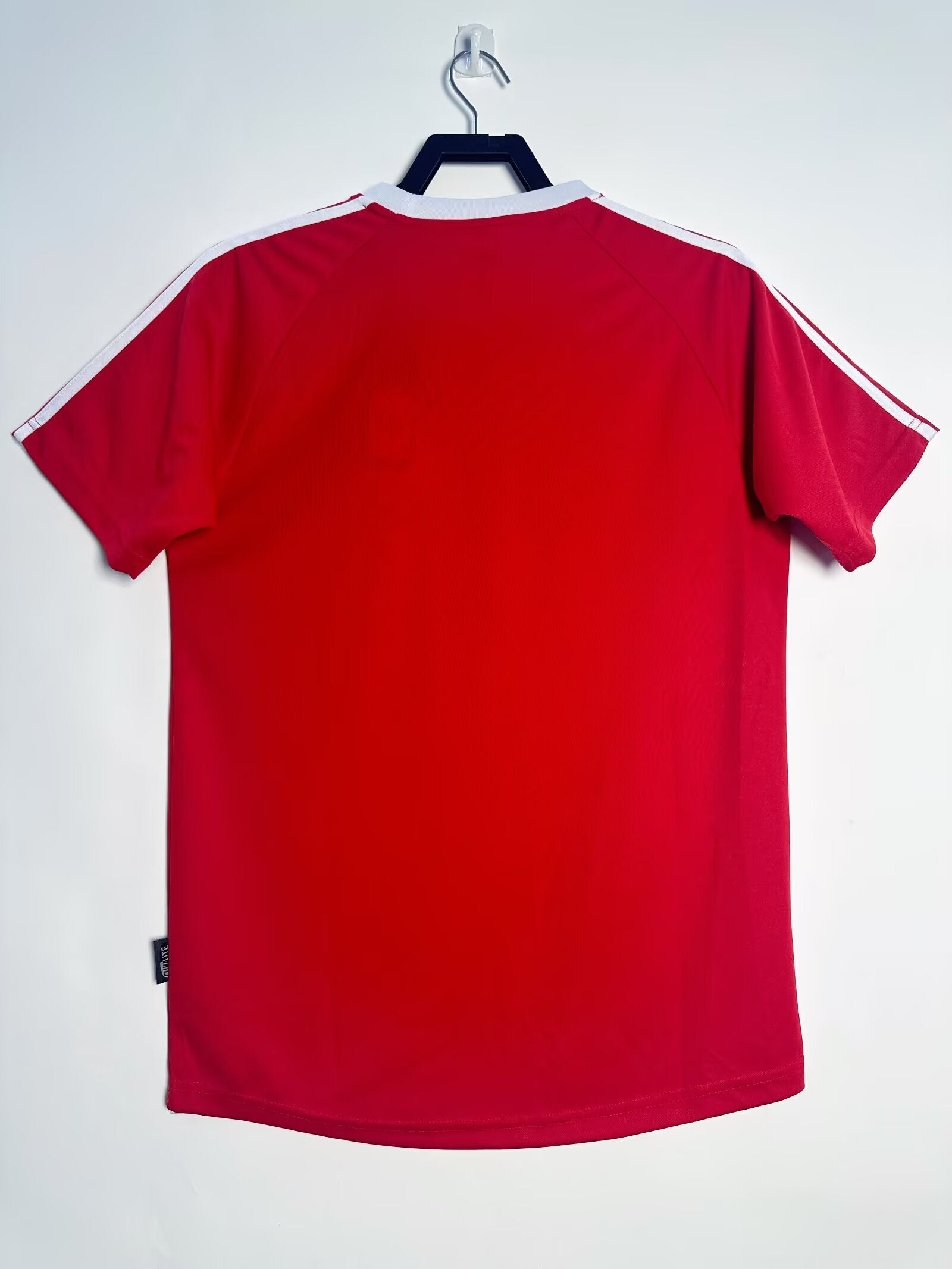 Mens Bayern Munich 01/02 European Home Retro Shirt Mens Bayern Munich 01/02 European Home Retro Shirt