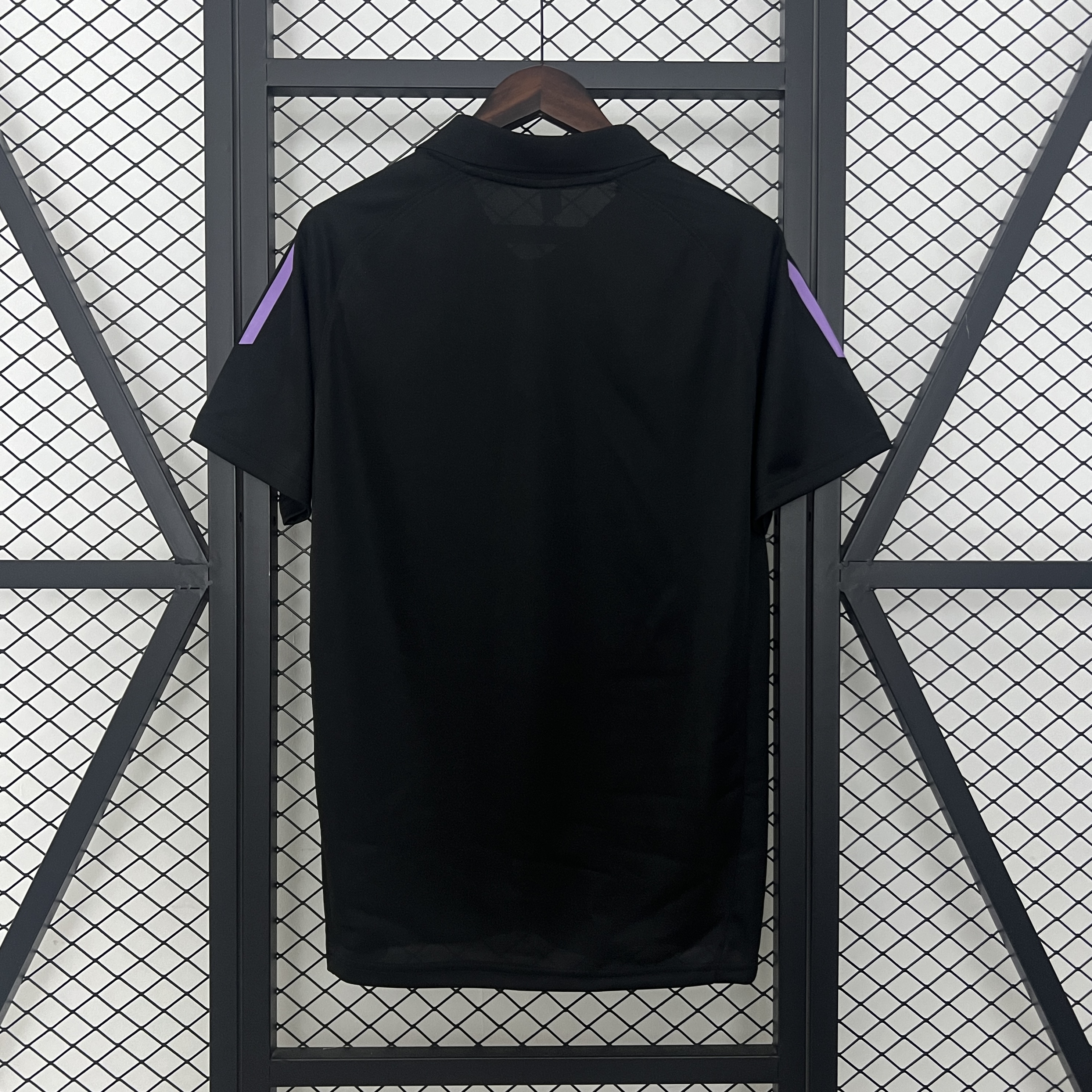 Mens Colo Colo Polo 2025/26 Mens Colo Colo Polo 2025/26 rear view showing matching team styling