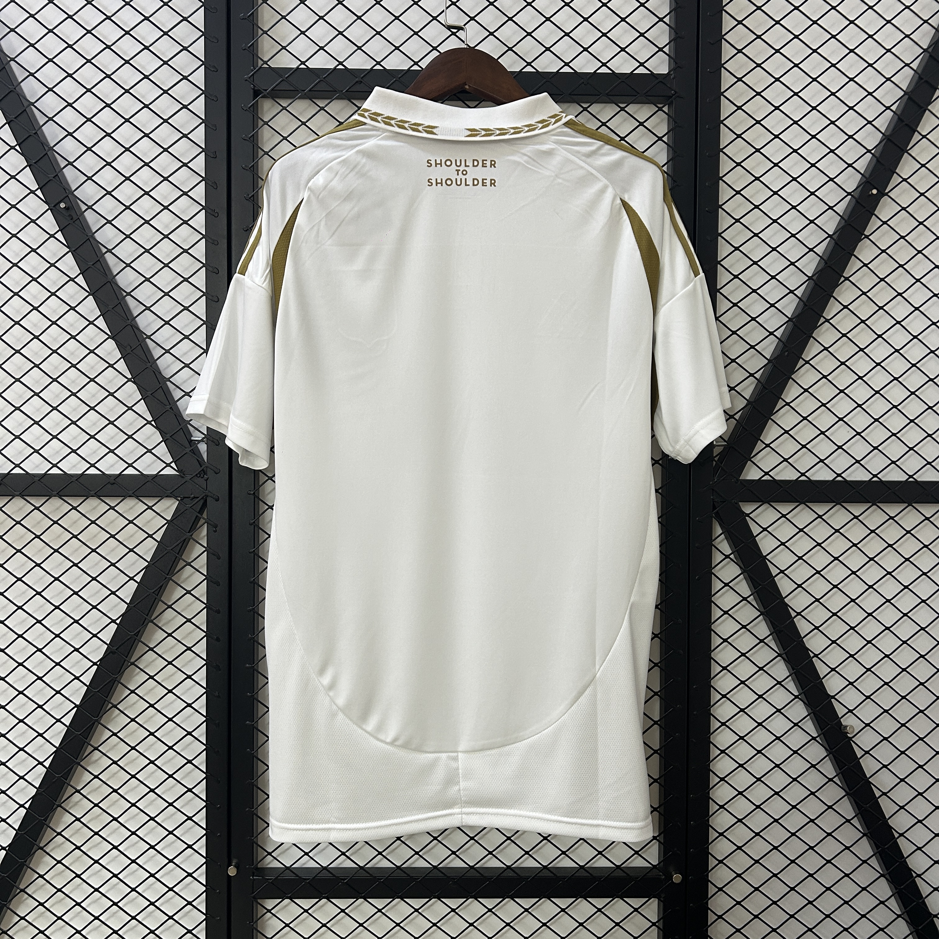 Mens Los Angeles Away Jersey 2025/26 Mens Los Angeles Away Jersey 2025/26 rear view showing matching team styling