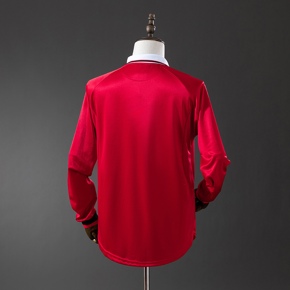 Mens Manchester United Retro Long Sleeve Home Jersey 1999/00 Mens Manchester United Retro Long Sleeve Home Jersey 1999/00 back view detail
