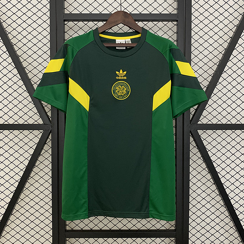 Mens Celtics green Special Edition Jersey 2025/26 Mens Celtics green Special Edition Jersey 2025/26 front view in green and yellow