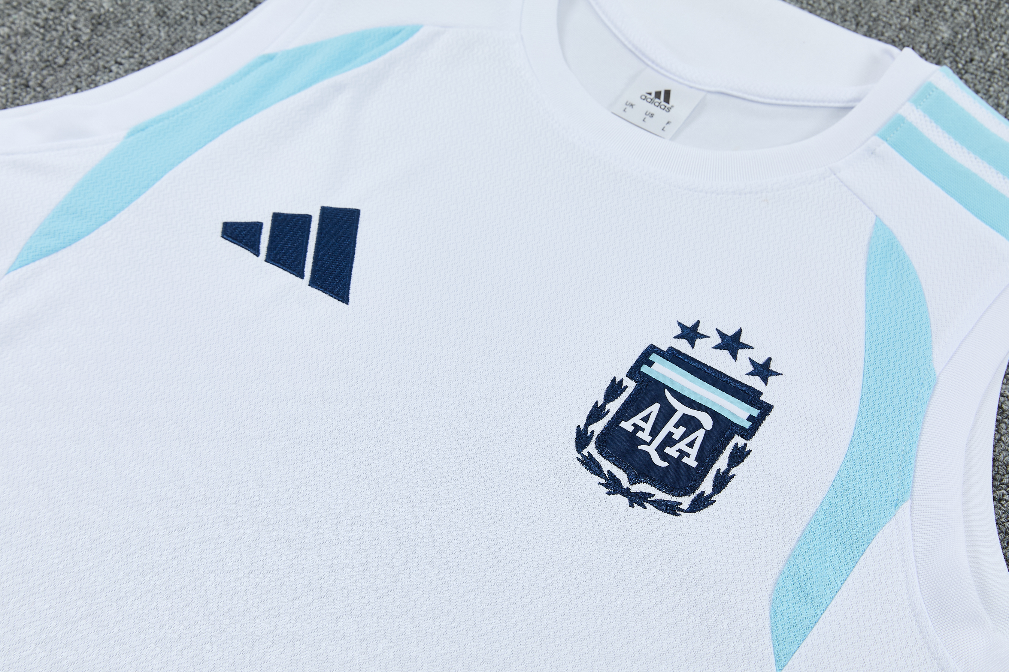 Mens Argentina World Cup White Training Kit 2026 Mens Argentina World Cup White Training Kit Singlet Kits Kit 2026 rear view of shirt and shorts