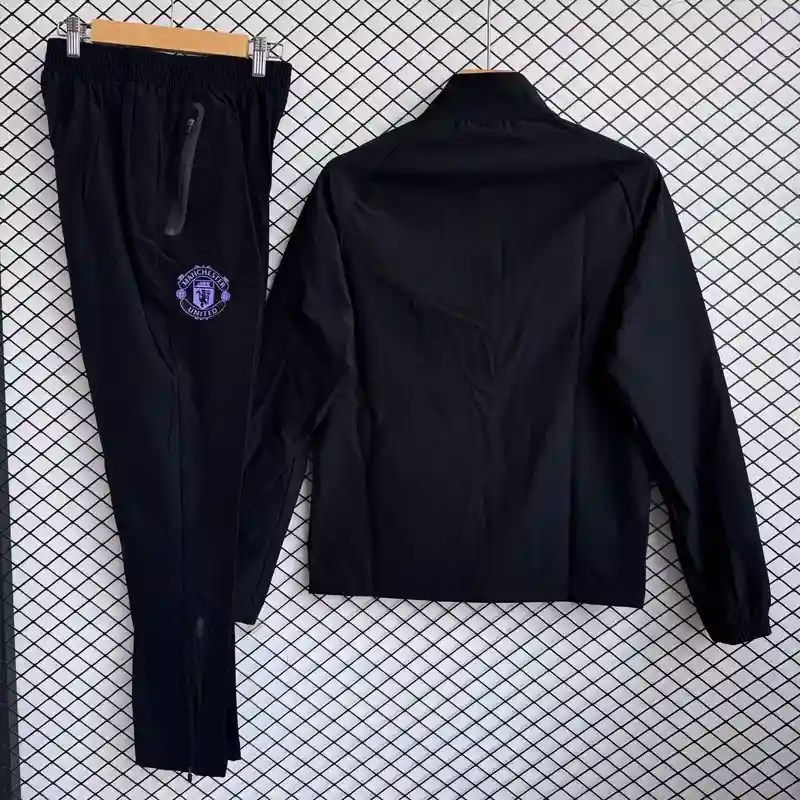 Mens Manchester United Black Windbreaker Jacket 2026/27 Mens Manchester United Black Windbreaker Jacket 2026/27
