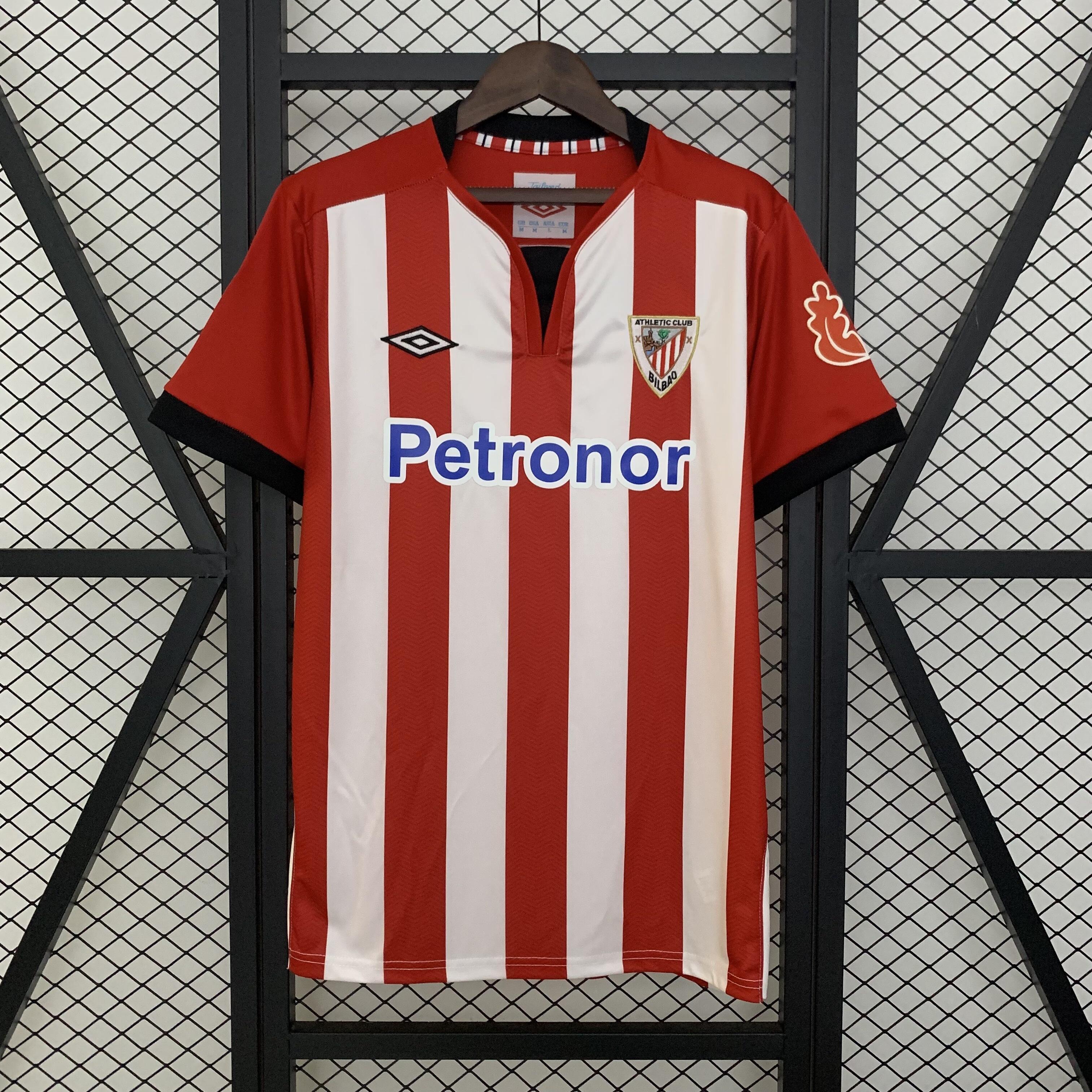 Mens Athletic Bilbao Retro Home Jersey 2011/12 Mens Athletic Bilbao Retro Home Jersey 2011/12 front view on display