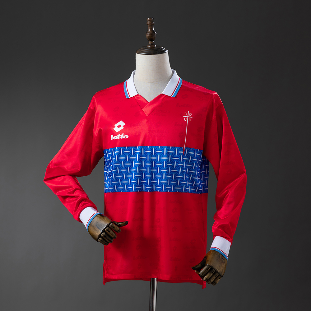 Mens Club Deportivo Universidad Catolica Retro Long Sleeve Away Jersey 1996/97 Mens Club Deportivo Universidad Catolica Retro Long Sleeve Away Jersey 1996/97 front view on display