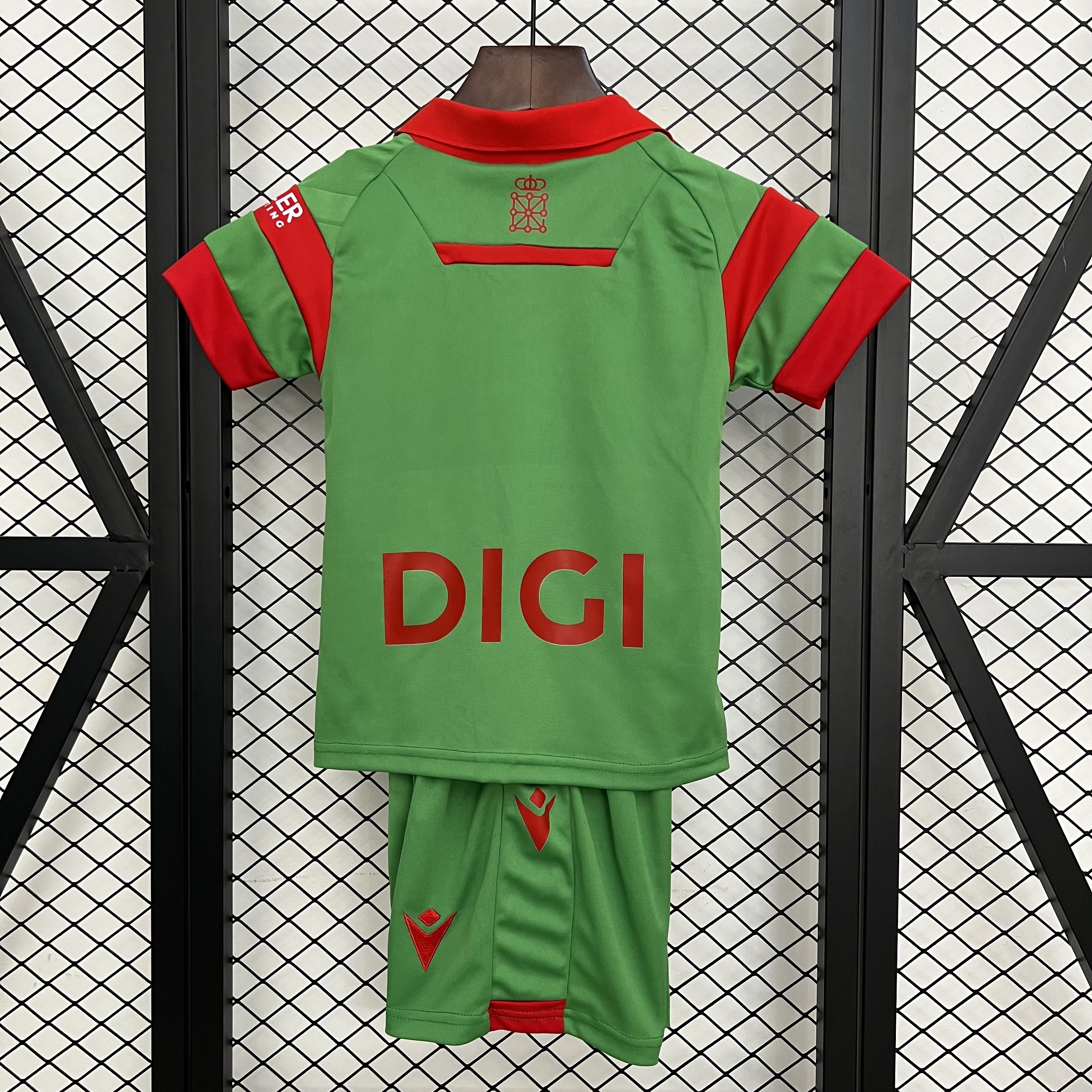 Kids Osasuna Away Kit 2025/26 Kids Osasuna Away Kit 2025/26 back view detail
