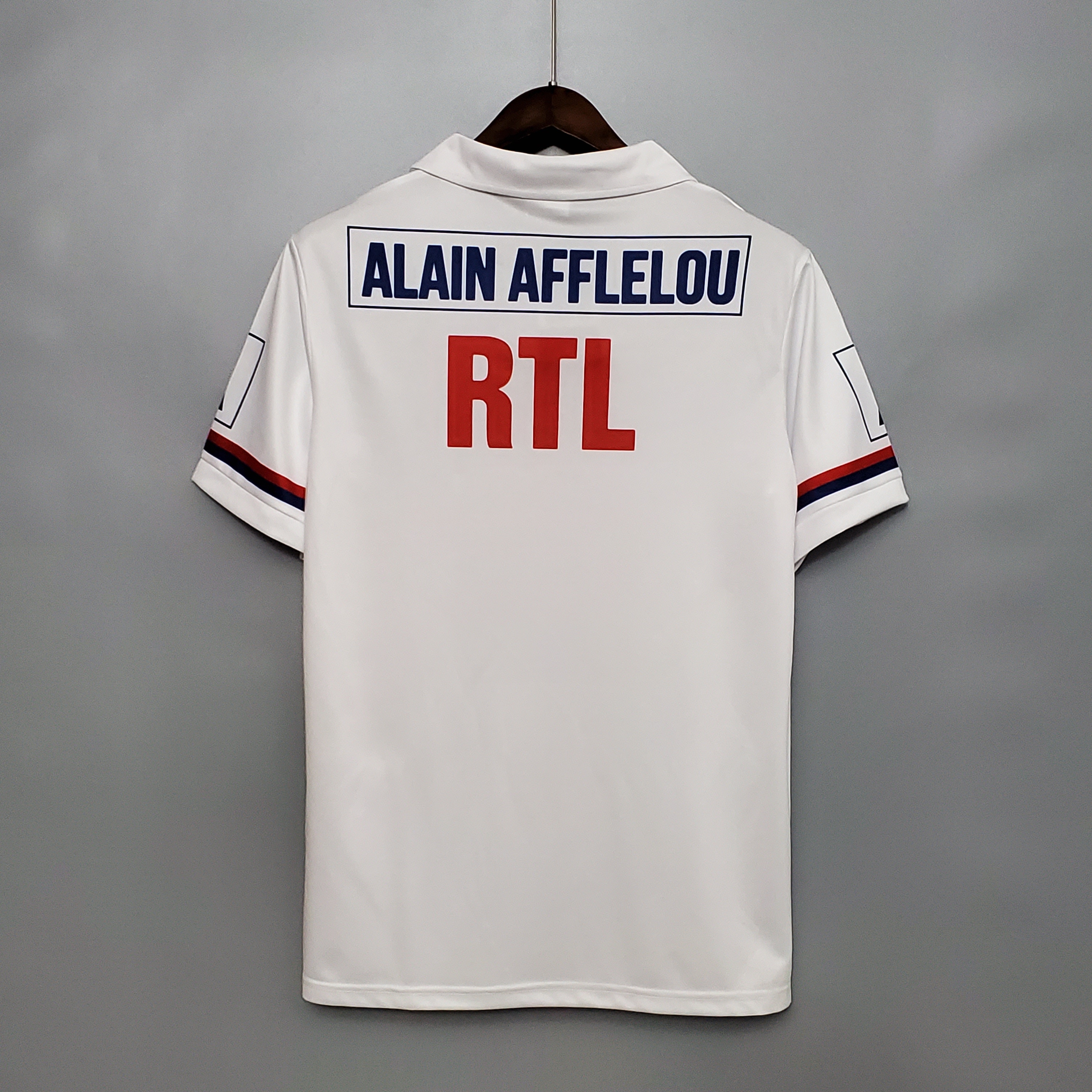 Mens PSG Retro Home Jersey 1990/92 Mens PSG Retro Home Jersey 1990/92 back view detail
