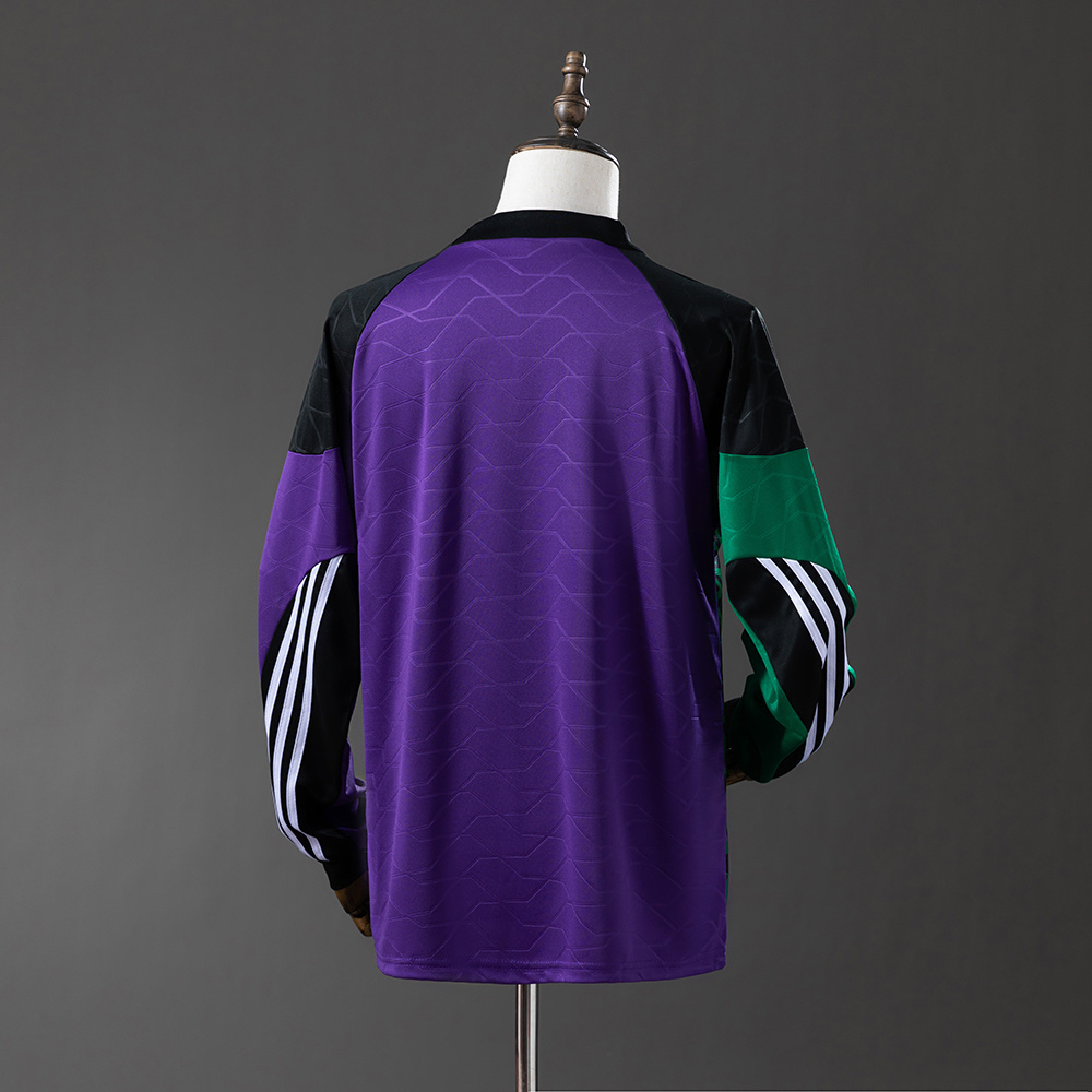 Mens Newcastle United Retro Long Sleeve Goalkeeper Jersey 1995/96 Mens Newcastle United Retro Long Sleeve Goalkeeper Jersey 1995/96 back view detail