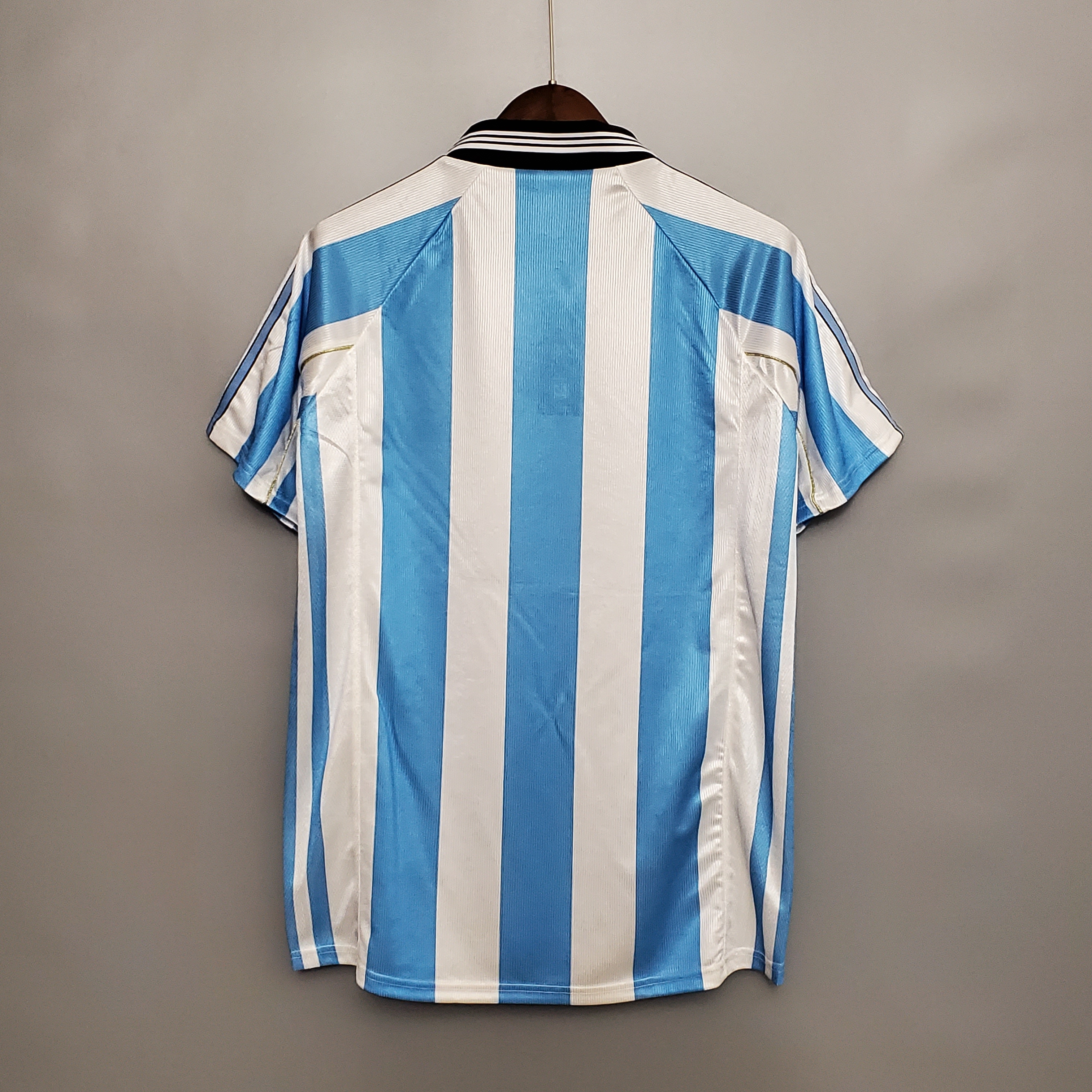 Mens World Cup Argentina Retro Home Jersey 1998 Mens World Cup Argentina Retro Home Jersey 1998 back view detail