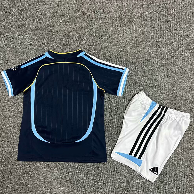 Kids World Cup Argentina Retro Away Kit 2006 Kids World Cup Argentina Retro Away Kit 2006 back view detail