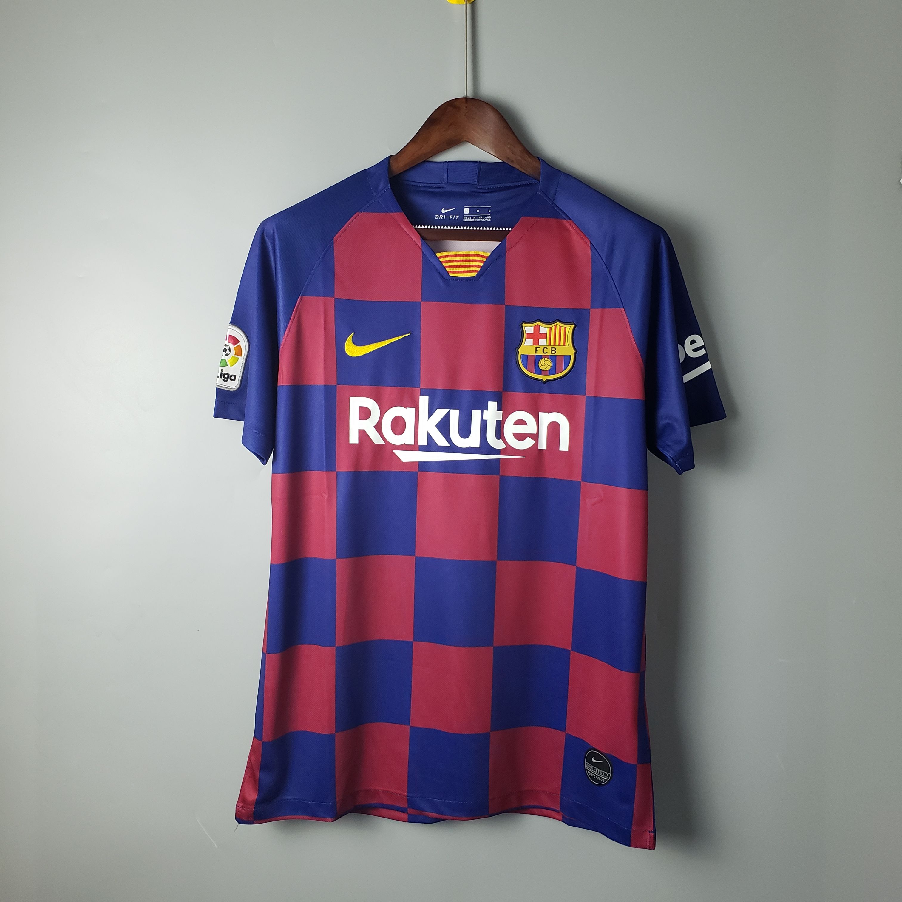 Mens Barcelona Retro Home Jersey 2019/20 Barcelona retro home shirt blaugrana checkerboard with blue sleeves front view