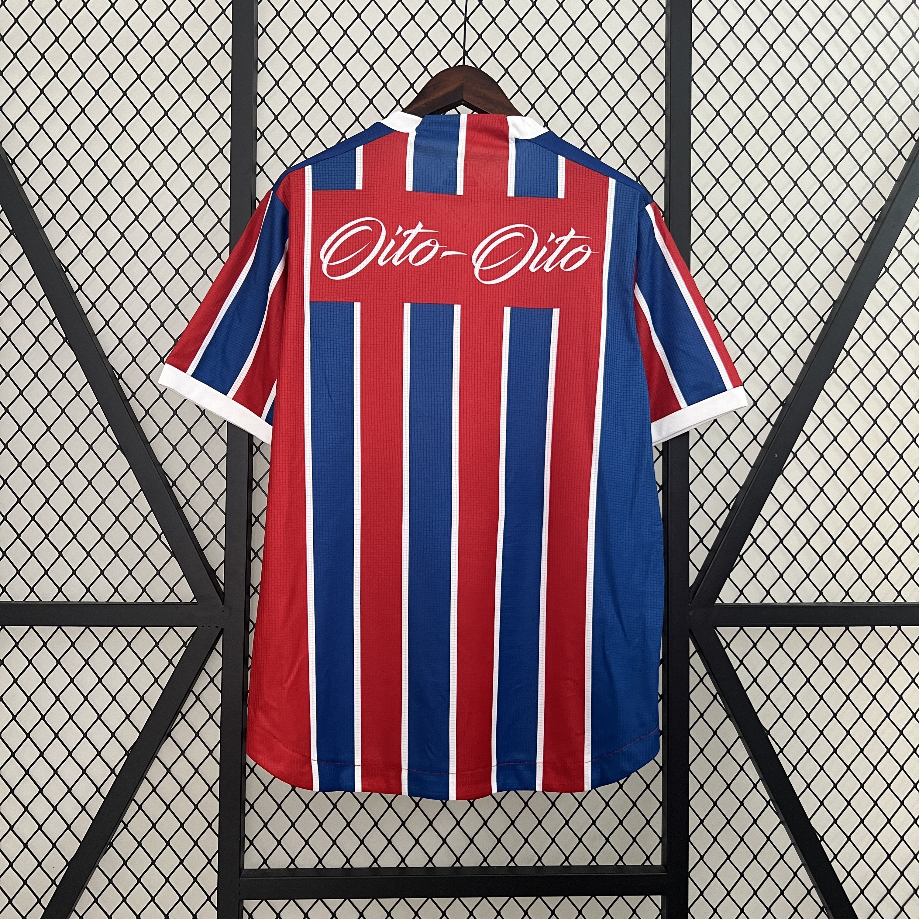 Mens Bahia Commemorative Edition Red Retro Jersey 1988/89 Mens Bahia Commemorative Edition Red Retro Jersey 1988/89 back view detail