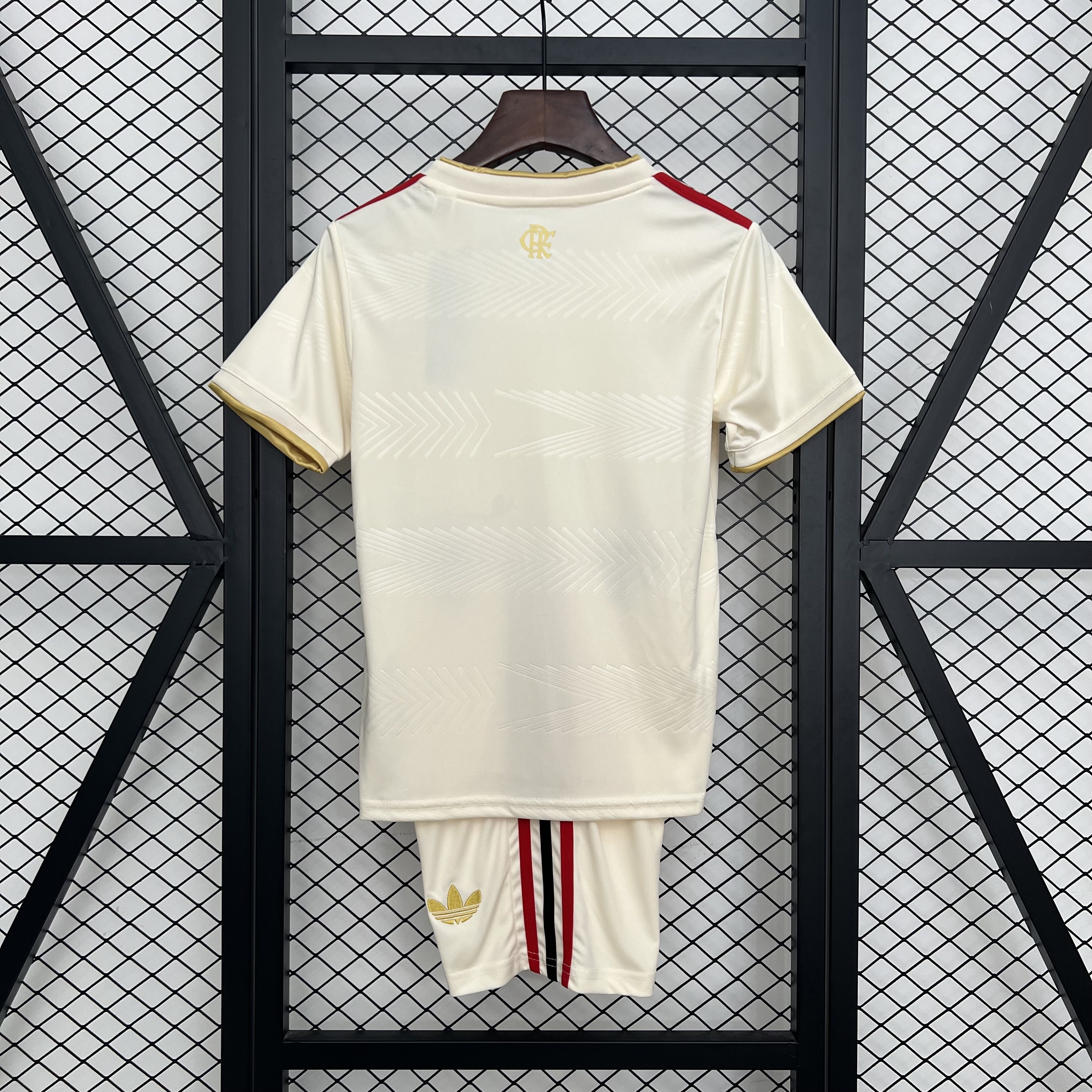 Kids Flamengo Third Kit 2025/26 Kids Flamengo Third Kit 2025/26 front view on display