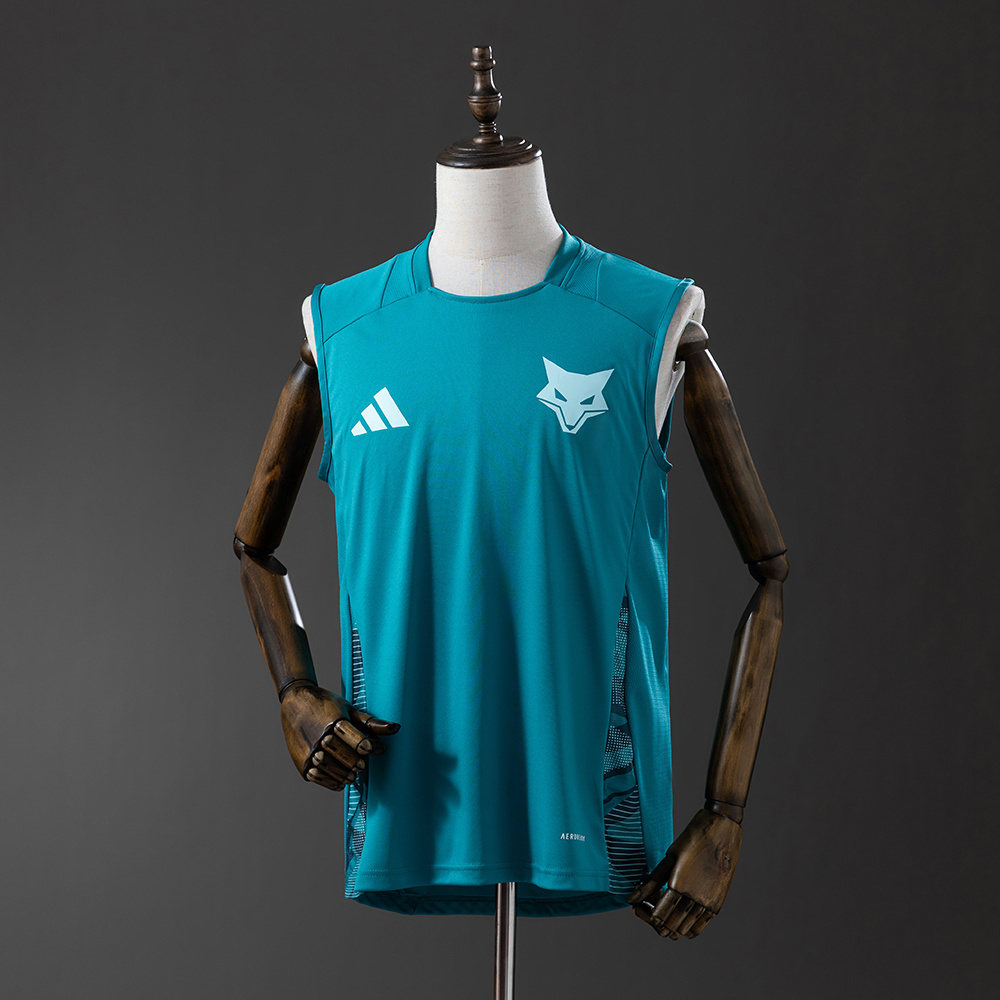 Mens Cruzeiro Dark Green Training Kit Jersey 2025/26 Mens Cruzeiro Dark Green Training Kit Singlet Kits Jersey 2025/26 front view on display