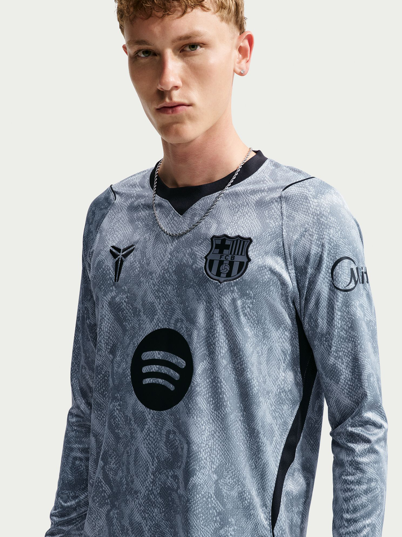 Mens Barcelona Away Goalkeeper Jersey 2026/27 Mens Barcelona Away Goalkeeper Jersey 2026/27