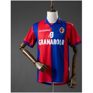 Mens Bologna FC Retro Home Jersey 1997/98 Front view of the Mens Bologna FC Retro Home Jersey 1997/98 in rossoblu red and blue stripes with Granarolo sponsor