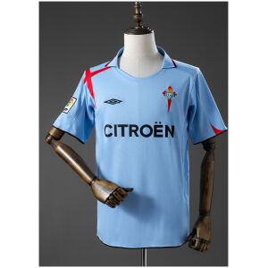 Front view of the Mens Celta de Vigo Retro Home Jersey 2005/07 in sky blue with Citroën sponsor and polo collar