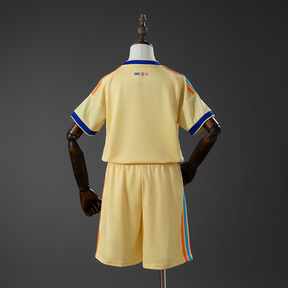 Kids Curacao Away Kit 2026 Kids Curacao Away Kit 2026 rear view of shirt and shorts