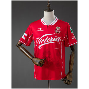 Mens Deportivo Toluca Retro Home Jersey 1998/99 front view in red with Victoria script sponsor and crowned crest