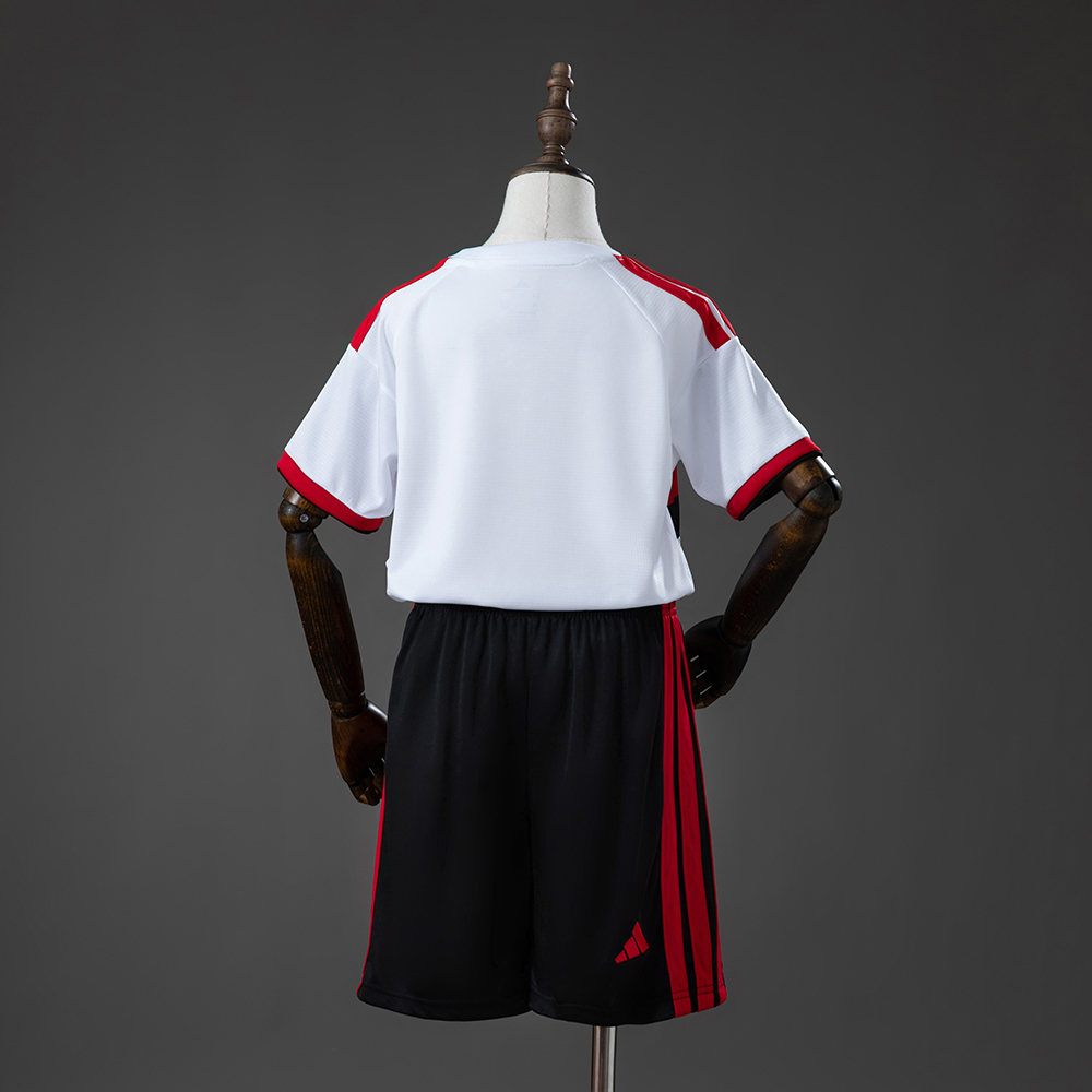 Kids Flamengo Away Kit 2026/27 Kids Flamengo Away Kit 2026/27 rear view of shirt and shorts
