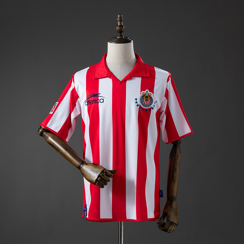 Mens Guadalajara Retro Home Jersey 2003/04 Mens Guadalajara Retro Home Jersey 2003/04 front view in red and white stripes