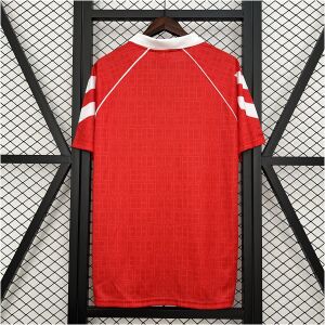 Mens Benfica Retro Home Jersey 1990/91 rear view showing matching team styling