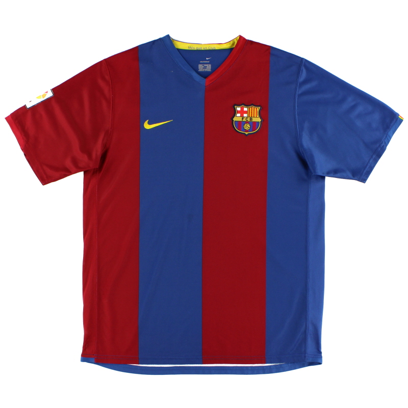 Mens Barcelona Retro Home Jersey 2006/07 Mens Barcelona Retro Home Jersey 2006/07 flat lay front view highlighting LFP sleeve badge and yellow collar tape