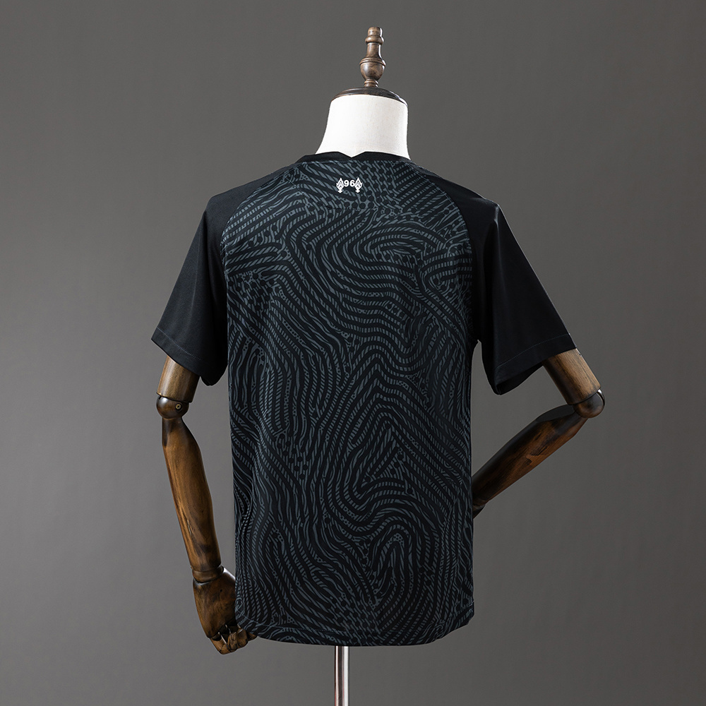 Mens Liverpool Retro Goalkeeper Jersey 2020/21 Mens Liverpool Retro Goalkeeper Jersey 2020/21 rear view showing authentic team styling