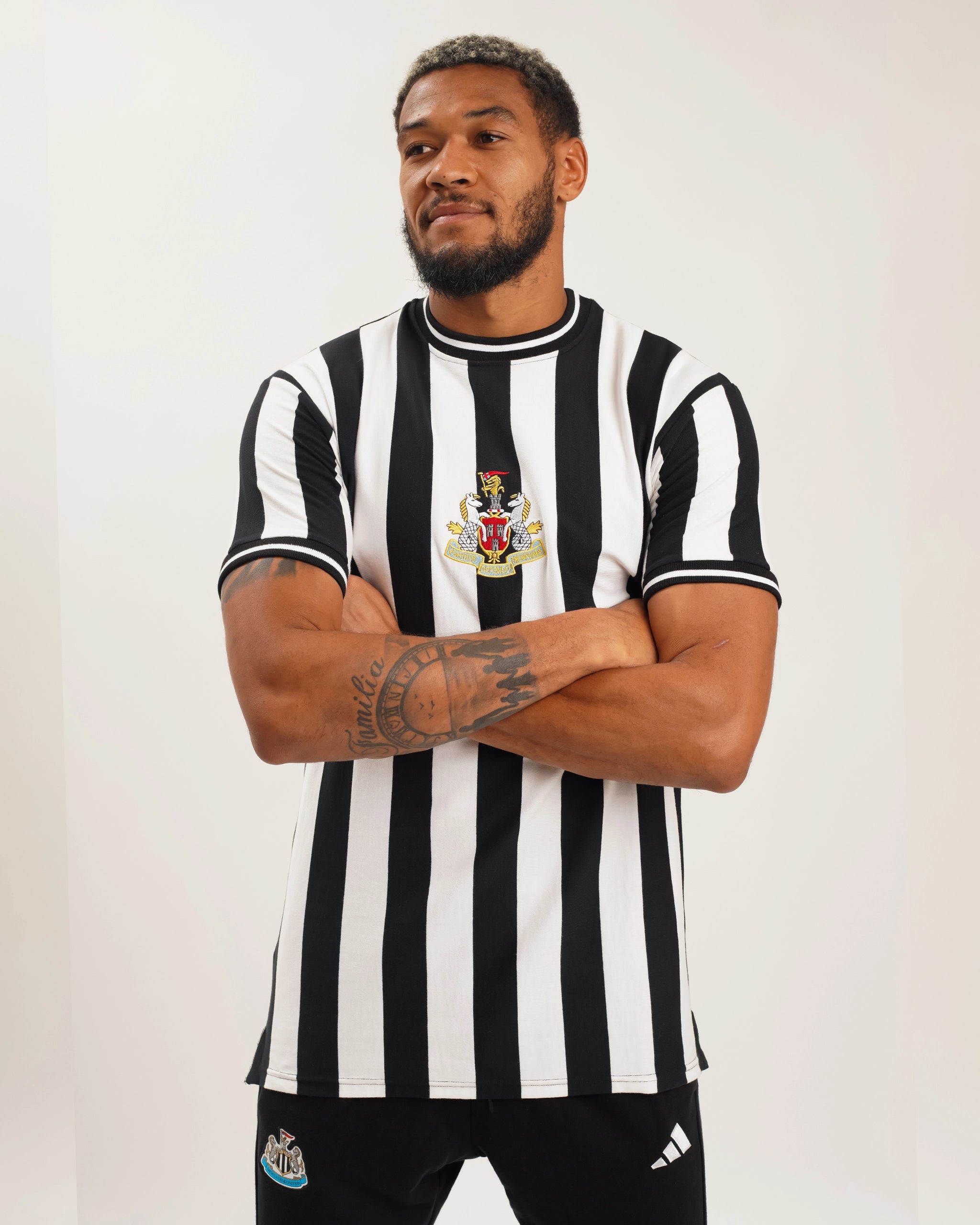 Mens Newcastle United Home Retro Jersey 1974 Mens Newcastle United Home Retro Jersey 1974