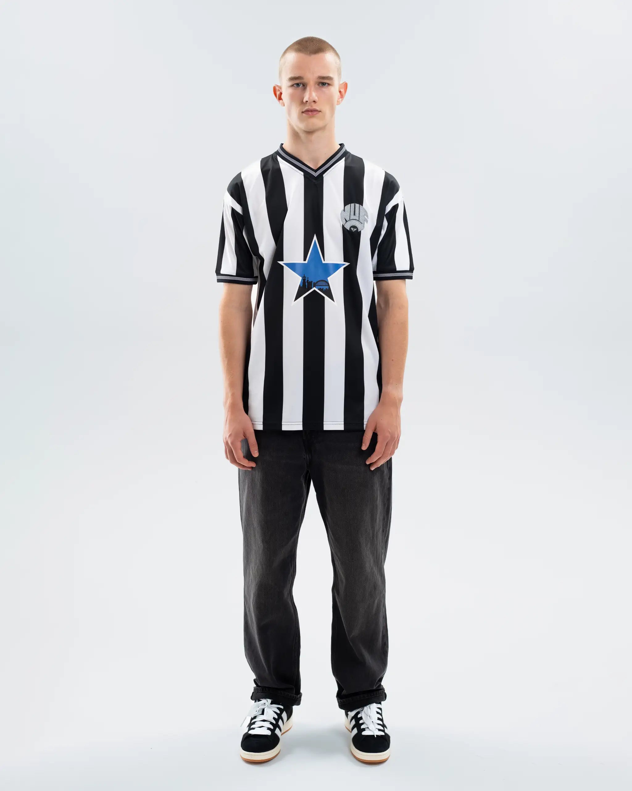 Mens Newcastle United Home Retro Jersey 1984 Mens Newcastle United Home Retro Jersey 1984