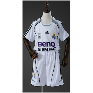 Kids Real Madrid Retro Home Kit 2006/07 front view showing white jersey with BenQ Siemens sponsor and white shorts