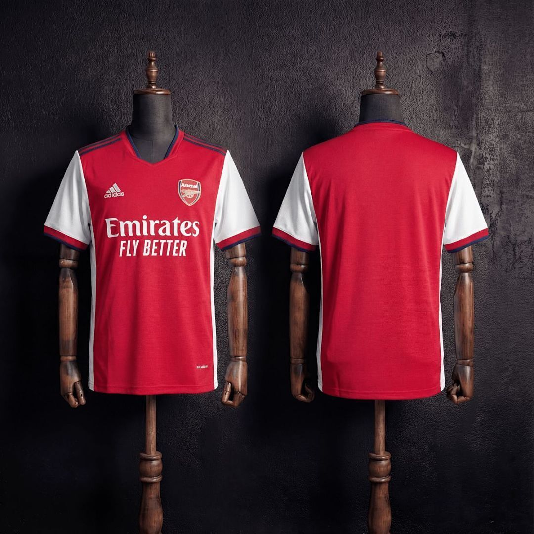 Mens Arsenal Retro Home Jersey 2021/22 Mens Arsenal Retro Home Jersey 2021/22 front view on mannequin