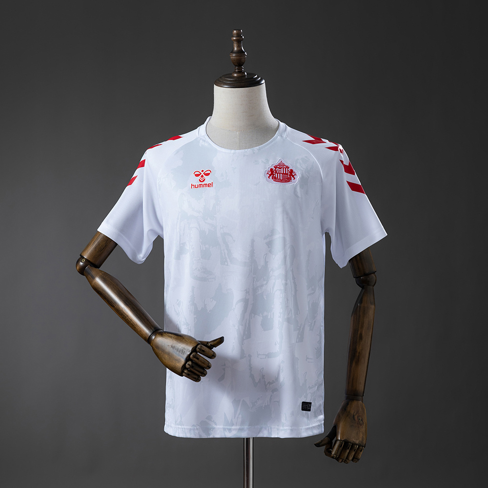 Mens Sunderland Jersey 2025/26 White Sunderland AFC shirt with red shoulder chevrons and chest crest front view