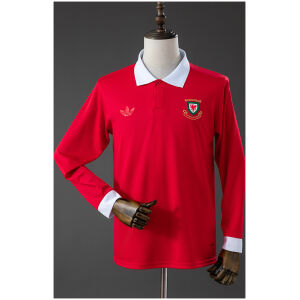 Front view of the Mens Wales 150th Long Sleeve Anniversary Jersey in red with white polo collar and long sleeves