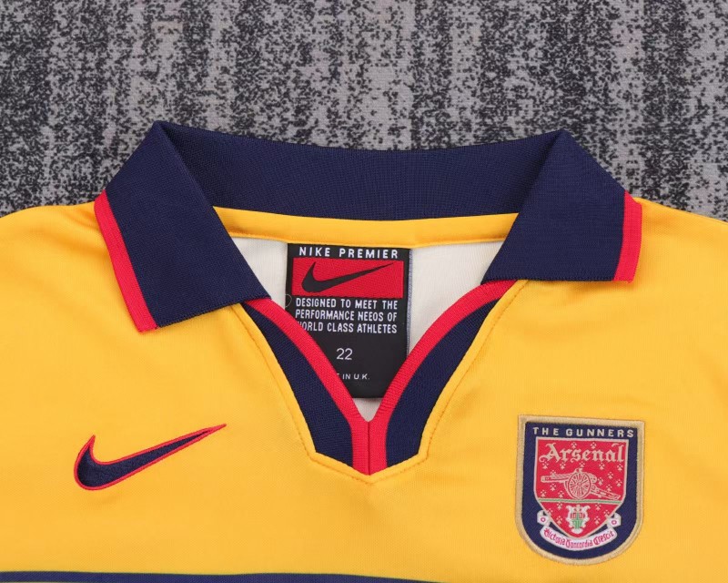 Kids Arsenal Retro Away Jersey 1997/99 Kids Arsenal Retro Away Jersey 1997/99