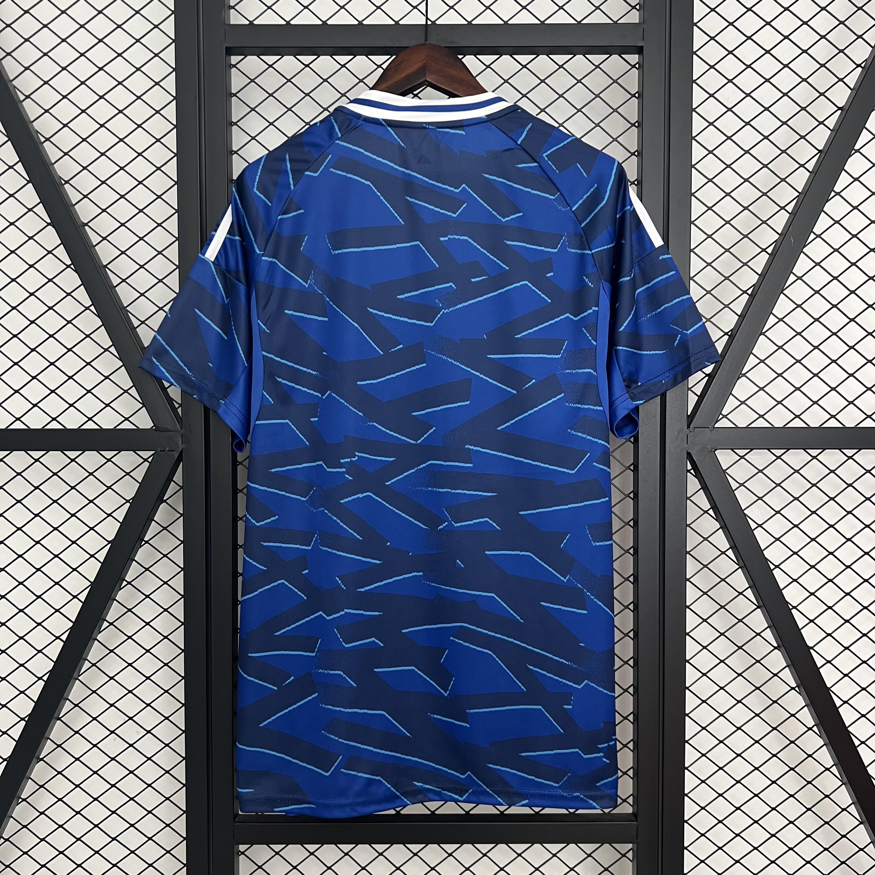 Mens Schalke 04 Home Jersey 2025/26 Mens Schalke 04 Home Jersey 2025/26 front view on display