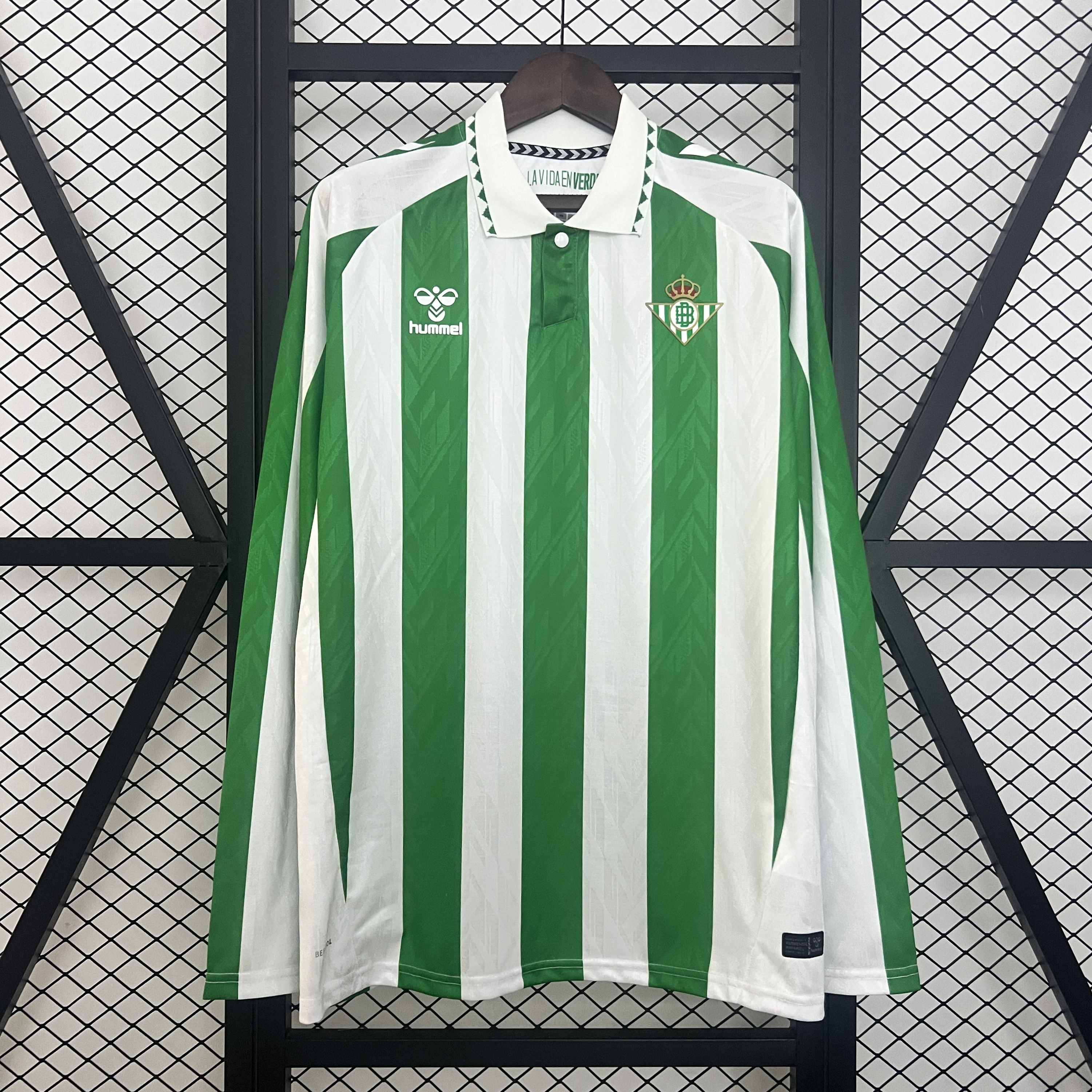 Mens Real Betis Long Sleeve Home Jersey 2024/25 Mens Real Betis Long Sleeve Home Jersey 2024/25 front view on display