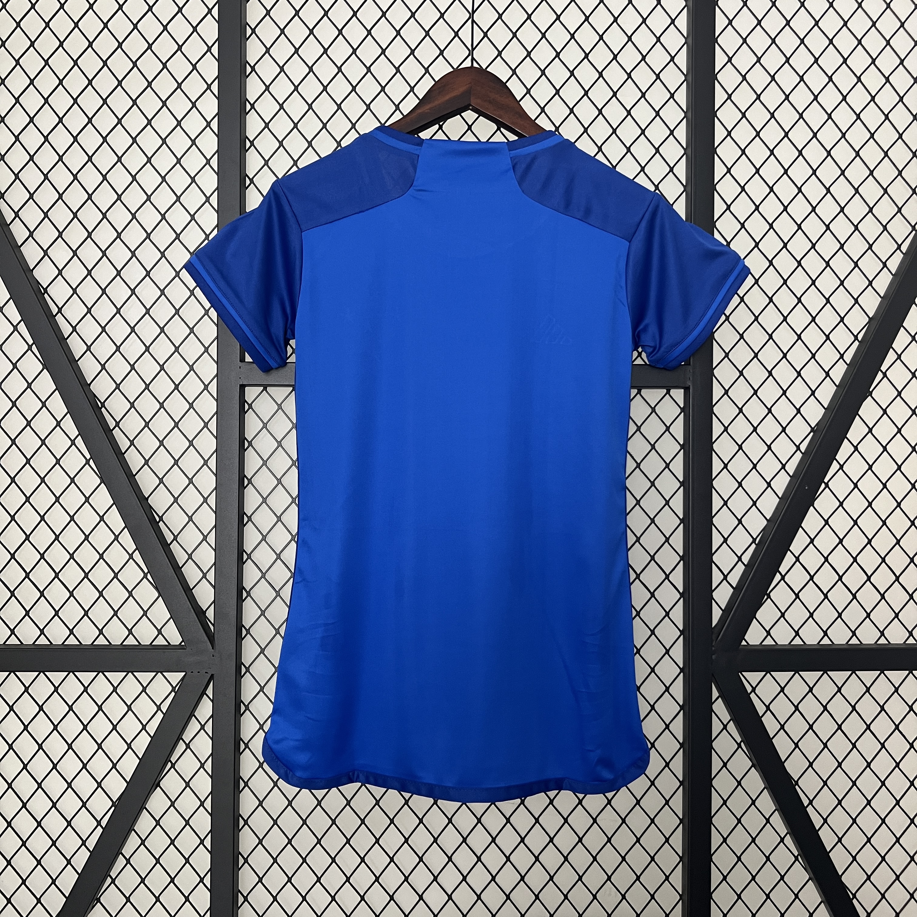 Womens Cruzeiro Home Jersey 2024/25 Womens Cruzeiro Home Jersey 2024/25 rear view showing matching team styling