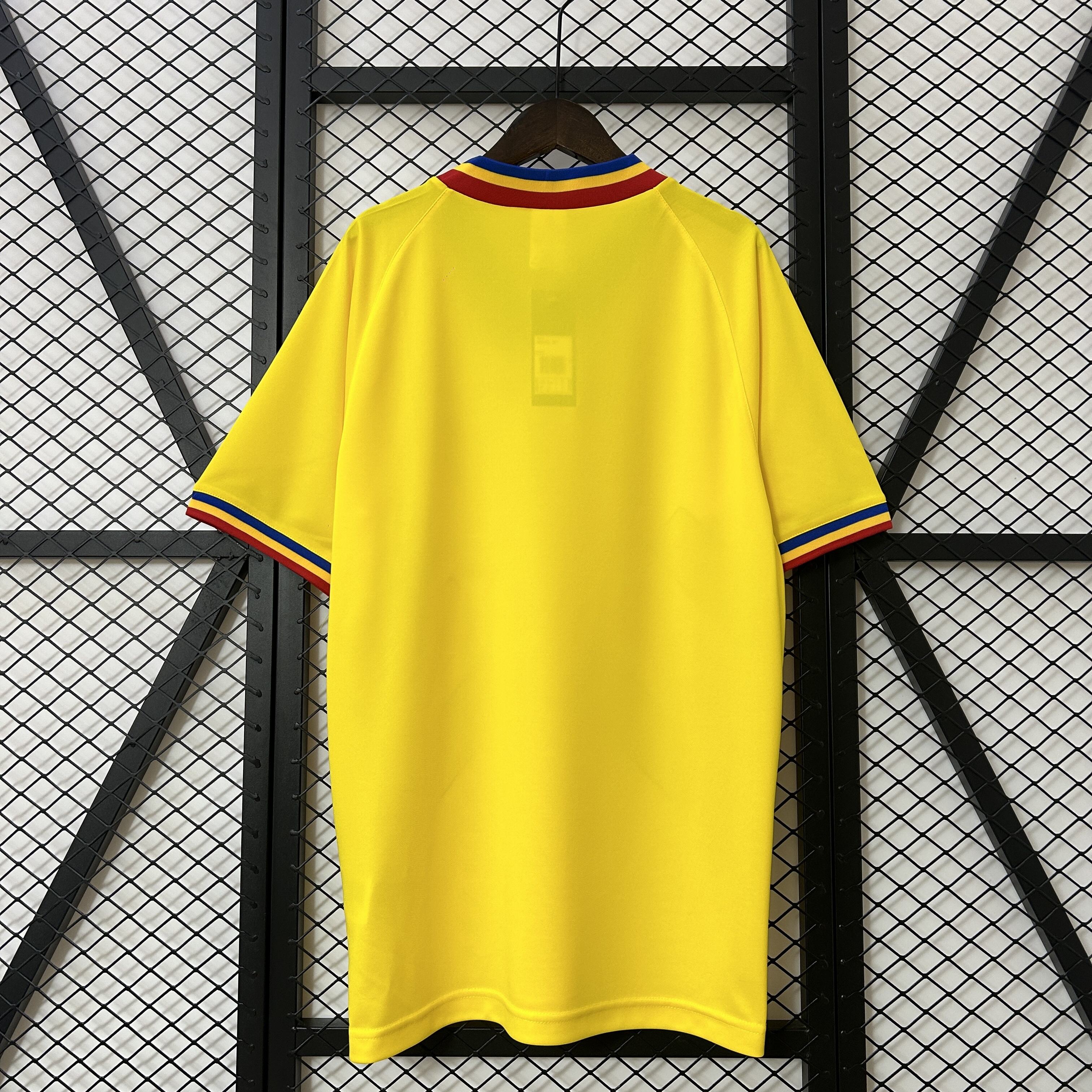 Mens Romania Retro Home Jersey 1994 Mens Romania Retro Home Jersey 1994 rear view showing authentic team styling