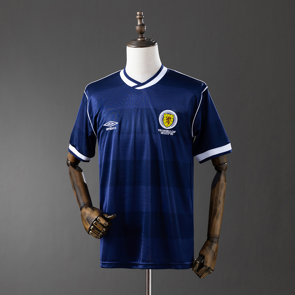 Mens Scotland Retro Home Jersey 1987 Mens Scotland Retro Home Jersey 1987 front view on mannequin