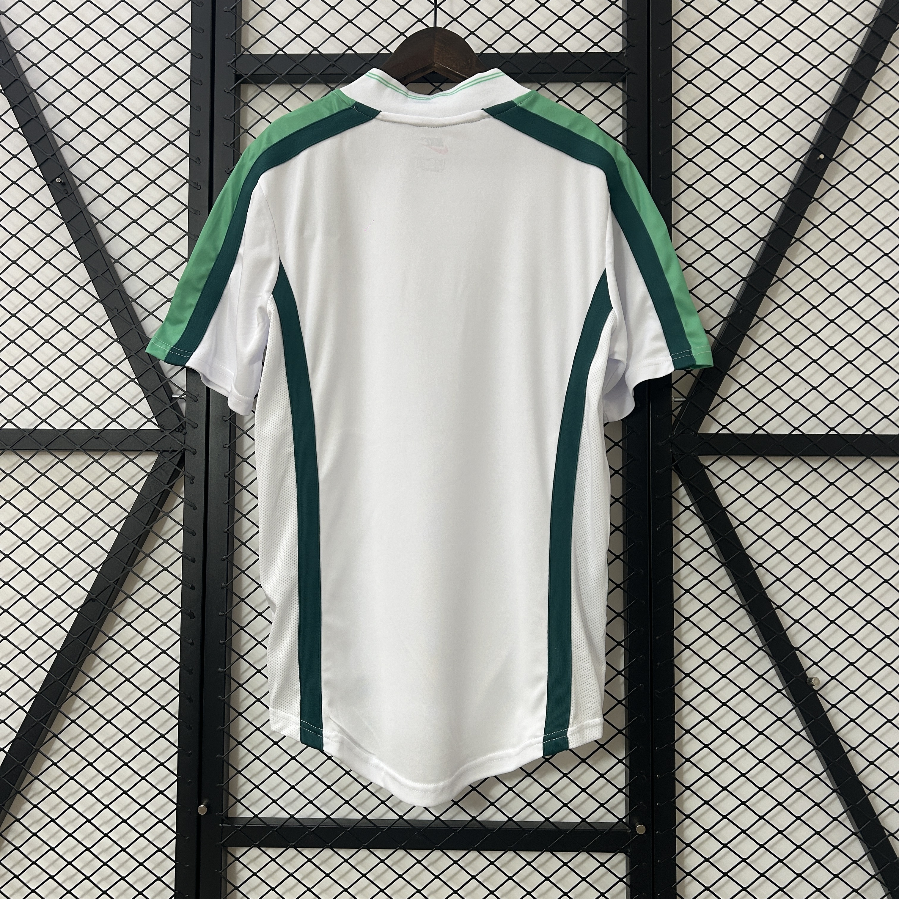 Mens World Cup Nigeria Retro Away Jersey 1998 Mens World Cup Nigeria Retro Away Jersey 1998 back view detail