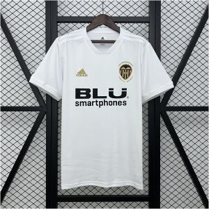 Mens Valencia white Retro Home Jersey 2018/19 Mens Valencia white Retro Home Jersey 2018/19 front view on display