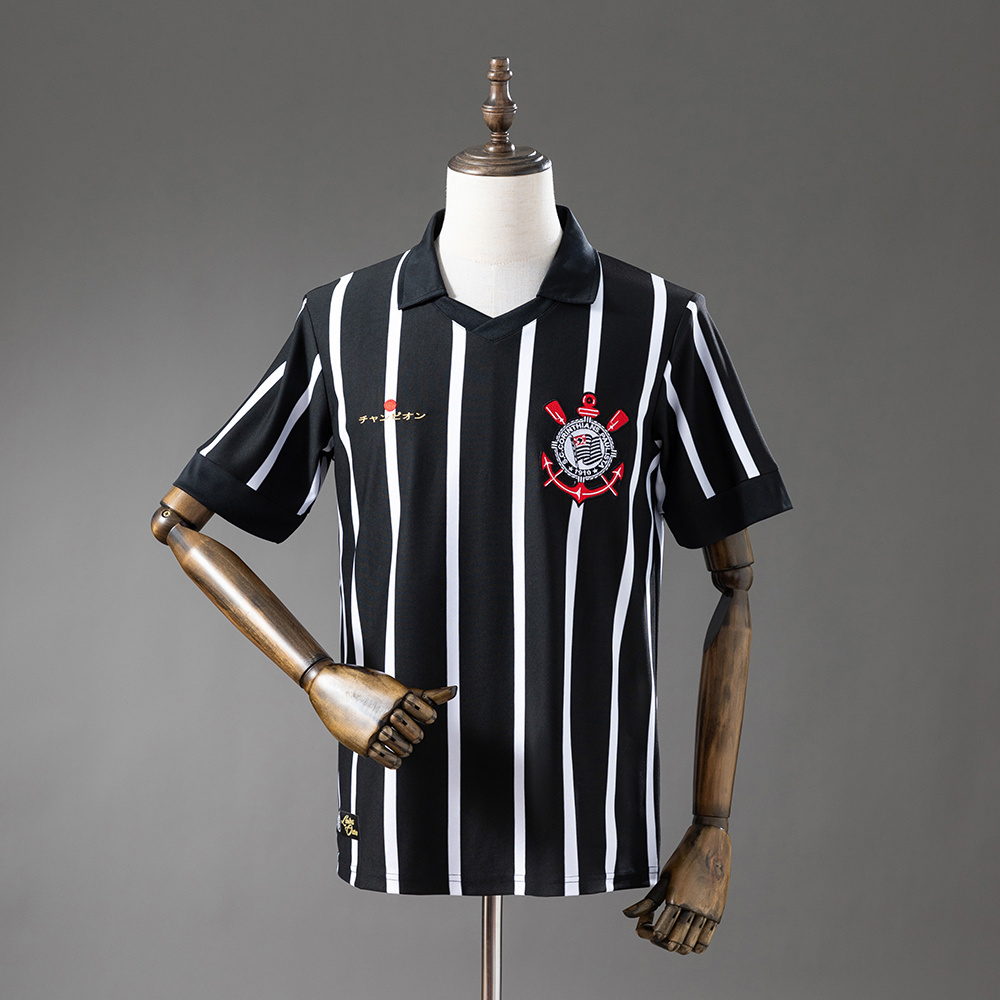 Mens Corinthians Retro Special Edition Jersey 2012 Mens Corinthians Retro Special Edition Jersey 2012 front view on mannequin