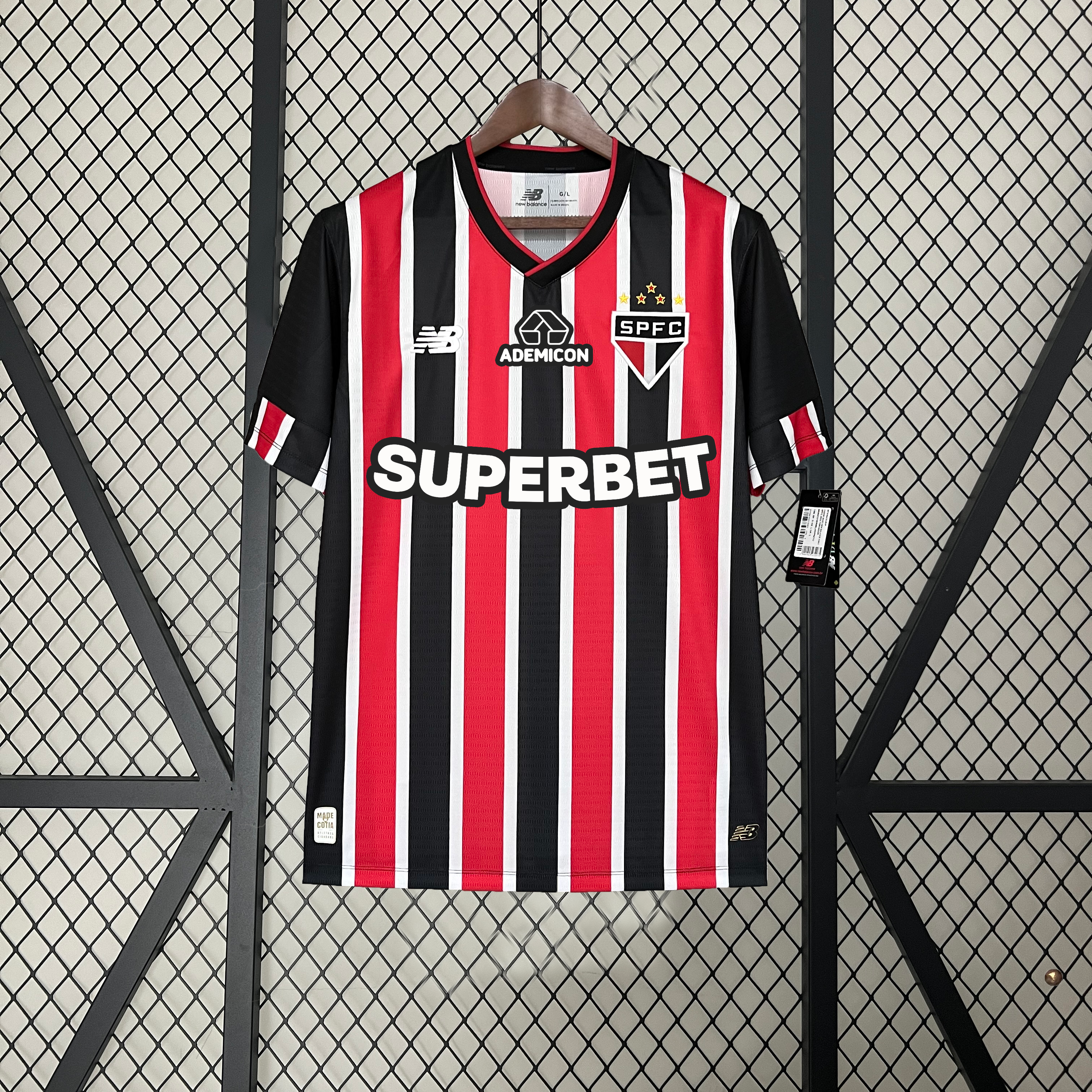 Mens Sao Paulo All Sponsors Away Jersey 2024/25 Mens Sao Paulo All Sponsors Away Jersey 2024/25 front view with Superbet branding