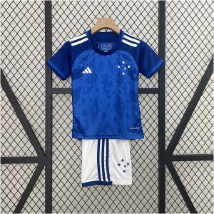 Kids Cruzeiro Home Kit 2024/25 front view on display
