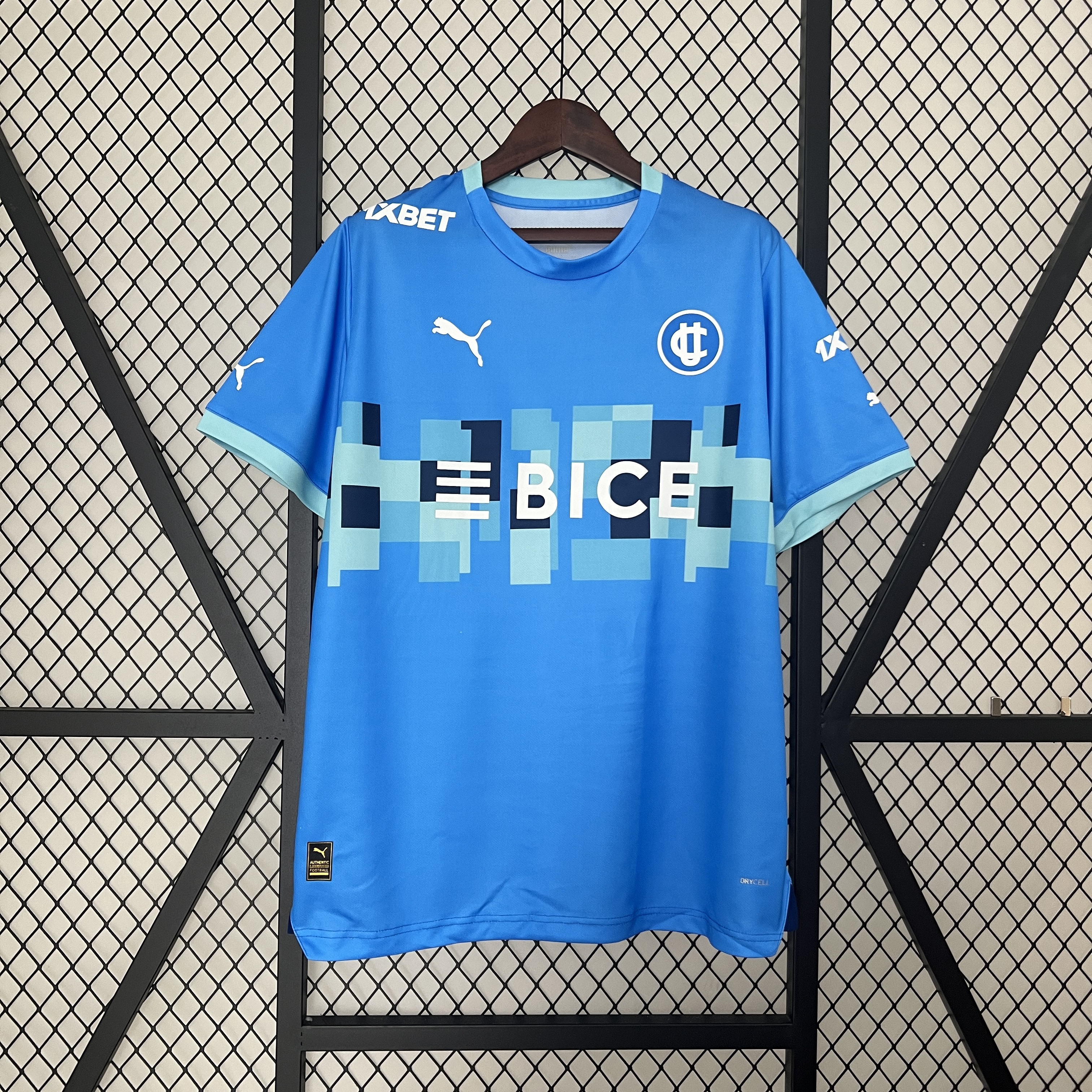 Mens Deportivo Universidad Catolica Third Jersey 2024/25 Mens Deportivo Universidad Catolica Third Jersey 2024/25 rear view showing matching team styling