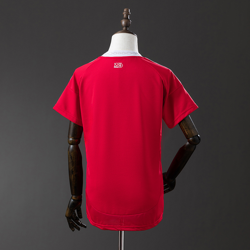 Womens Internacional Home Jersey 2025/26 Womens Internacional Home Jersey 2025/26 front view on display