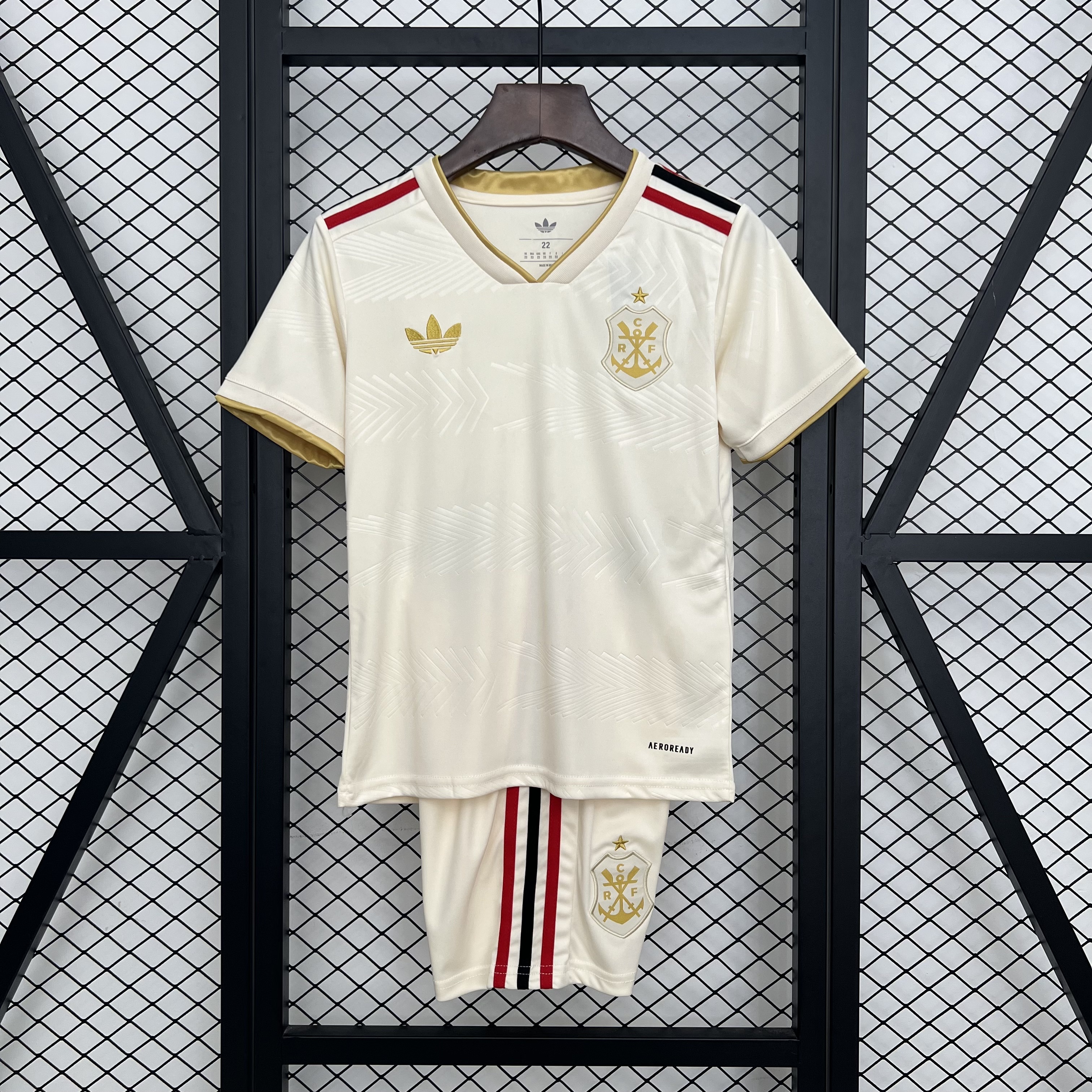 Kids Flamengo Third Kit 2025/26 Kids Flamengo Third Kit 2025/26 front view on display
